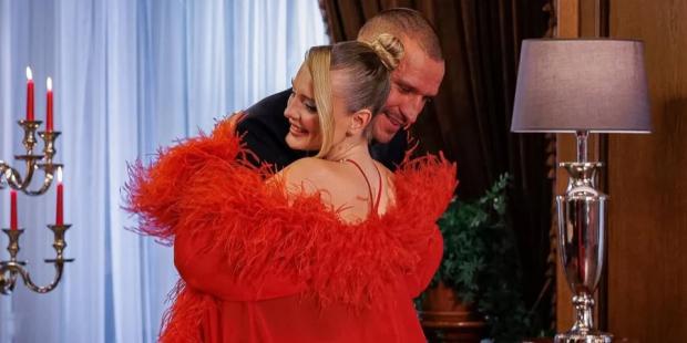 “Відверто брехав мені в обличчя”: Учасниця Холостяка засудила Тараса Цимбалюка після його інтерв’ю Єві Коршик “Відверто брехав мені в обличчя”: Учасниця Холостяка засудила Тараса Цимбалюка після його інтерв’ю Єві Коршик