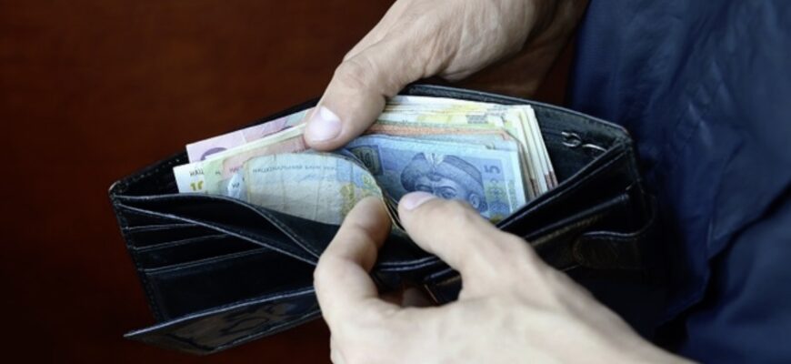 Нацбанк планує випустити нові 100 гривень: відомо коли Нацбанк планує випустити нові 100 гривень: відомо коли