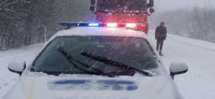 Сьогодні в Україні справжнє пекло: щонайменше 4 області заблоковані – м0торошні кадри Сьогодні в Україні справжнє пекло: щонайменше 4 області заблоковані – м0торошні кадри