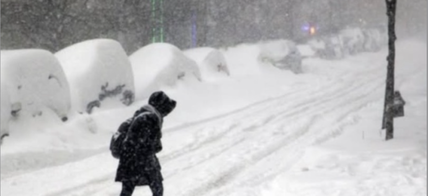 Всю країну паралізувала страшна негода: снігові заметілі та люті морози… Всю країну паралізувала страшна негода: снігові заметілі та люті морози…