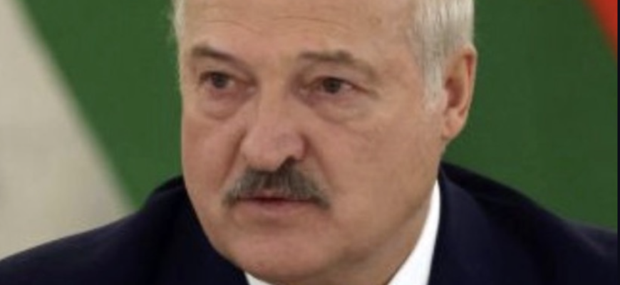 Білорусь слідом за Кремлем заявила, що її “запрошено” в Раду миру Трампа. Деталі… Білорусь слідом за Кремлем заявила, що її “запрошено” в Раду миру Трампа. Деталі…