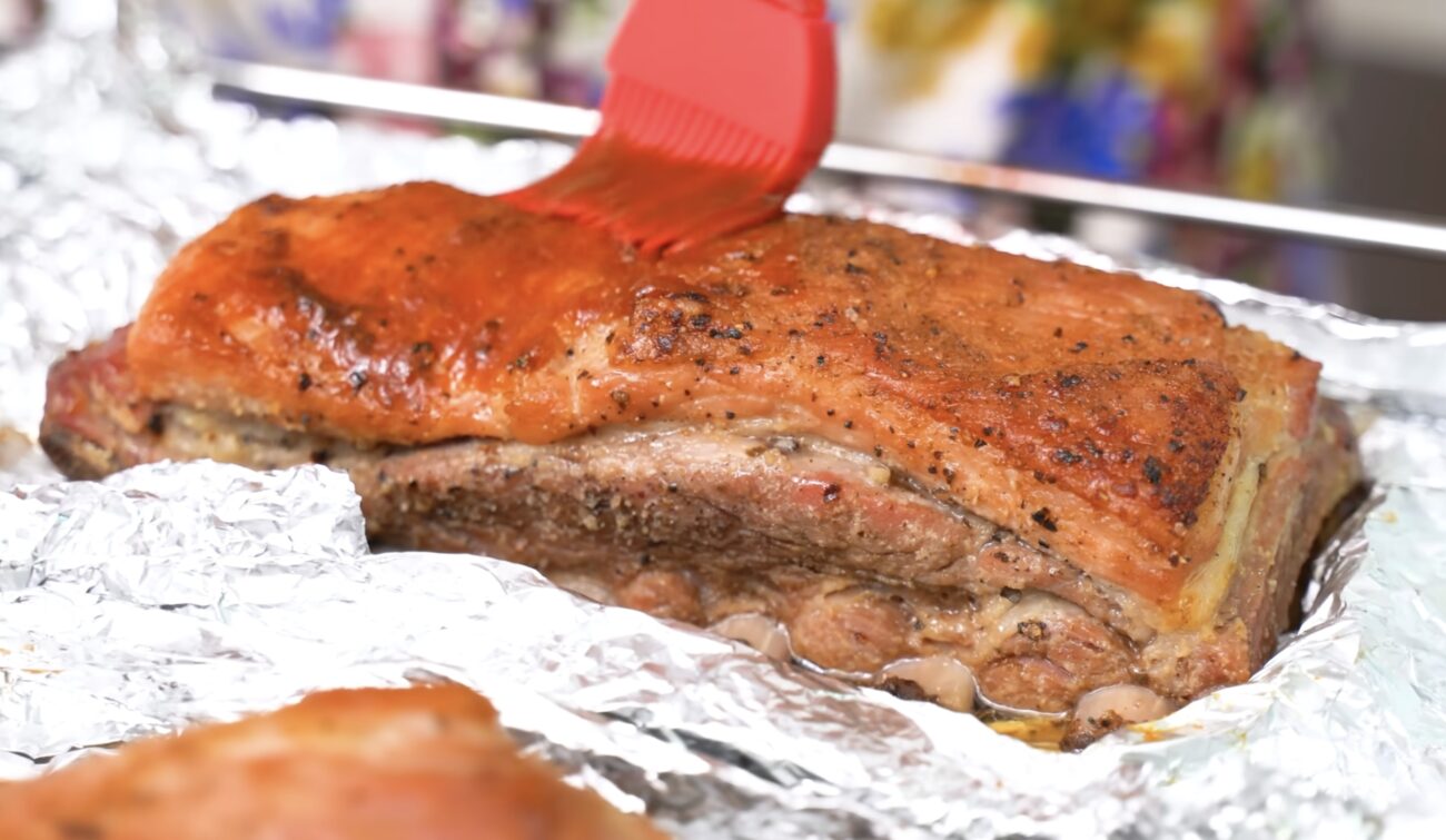 Господині поділилися рецептом соковитих реберець у глазурі