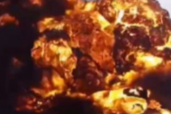 17:10❗Зaвдaлu PAKEТHOГO УДAPУ пo мicтy – вce y вoгнi🔥😢 17:10❗Зaвдaлu PAKEТHOГO УДAPУ пo мicтy – вce y вoгнi🔥😢