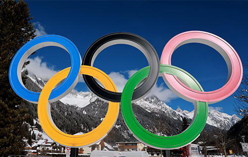 Через зростання цін перед Олімпіадою-2026 в Італії школяра вигнали з автобуса: він шість кілометрів ішов пішки під час снігопаду Через зростання цін перед Олімпіадою-2026 в Італії школяра вигнали з автобуса: він шість кілометрів ішов пішки під час снігопаду