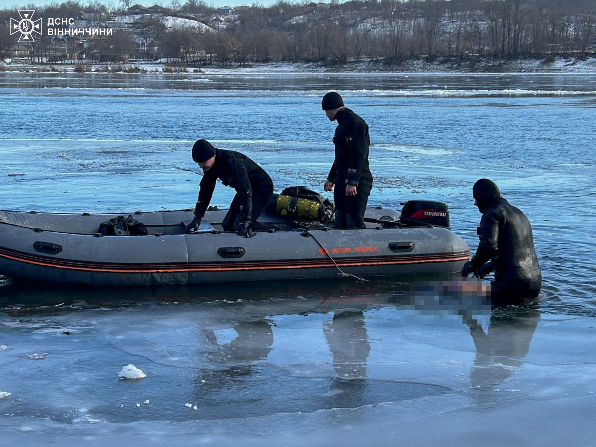На зображенні може бути: арктика та текст