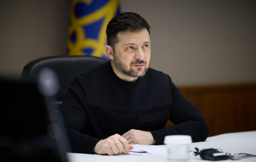 Зеленський: Росія намагається затягнути перемовини, які мали б уже вийти на фінальний етап Зеленський: Росія намагається затягнути перемовини, які мали б уже вийти на фінальний етап