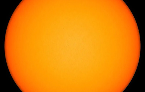 Уперше з 2022 року на Сонці немає жодної плями: що це означає для жителів Землі Уперше з 2022 року на Сонці немає жодної плями: що це означає для жителів Землі