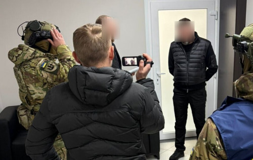 На корупції викрито командувача логістики Повітряних Сил ЗСУ і начальника УСБУ в одній з областей На корупції викрито командувача логістики Повітряних Сил ЗСУ і начальника УСБУ в одній з областей