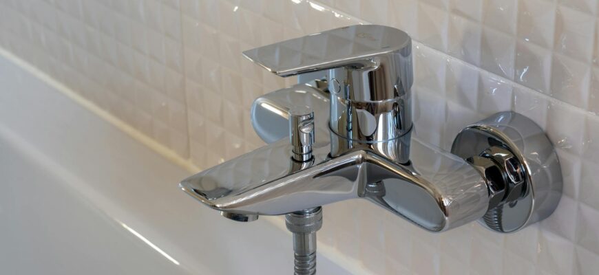 Не виходжу з дому, поки не перекрию цей 1 кран: так платіжка за воду стала меншою у 2 рази Не виходжу з дому, поки не перекрию цей 1 кран: так платіжка за воду стала меншою у 2 рази