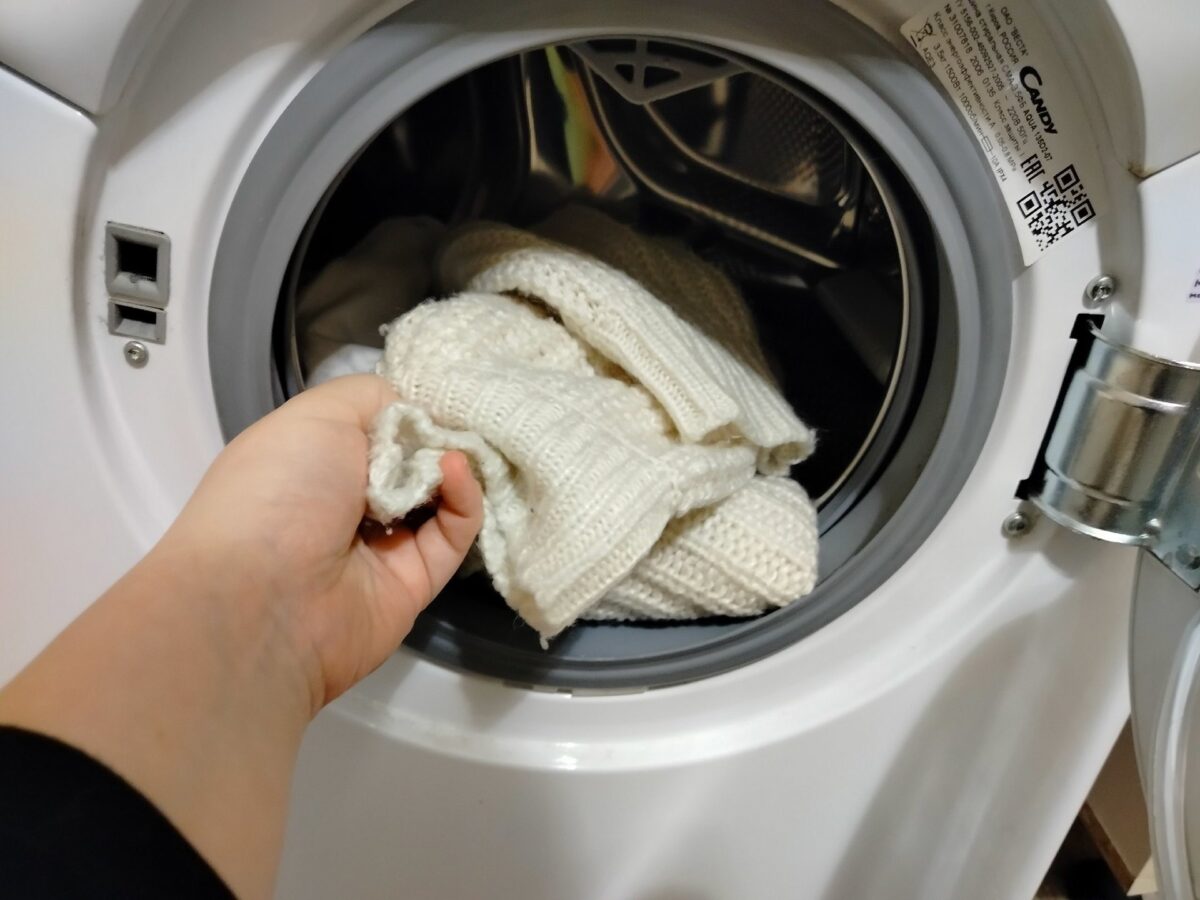 Експерти пояснили, який режим прання найкраще обирати взимку для найкращого очищення речей