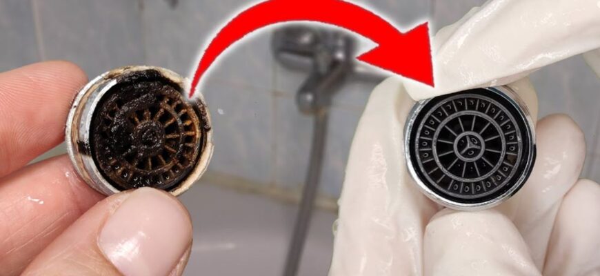 Кум-сантехнік починив кран на кухні, який почав бризкати водою в усі боки: відкрутив аератор і в оцет Кум-сантехнік починив кран на кухні, який почав бризкати водою в усі боки: відкрутив аератор і в оцет