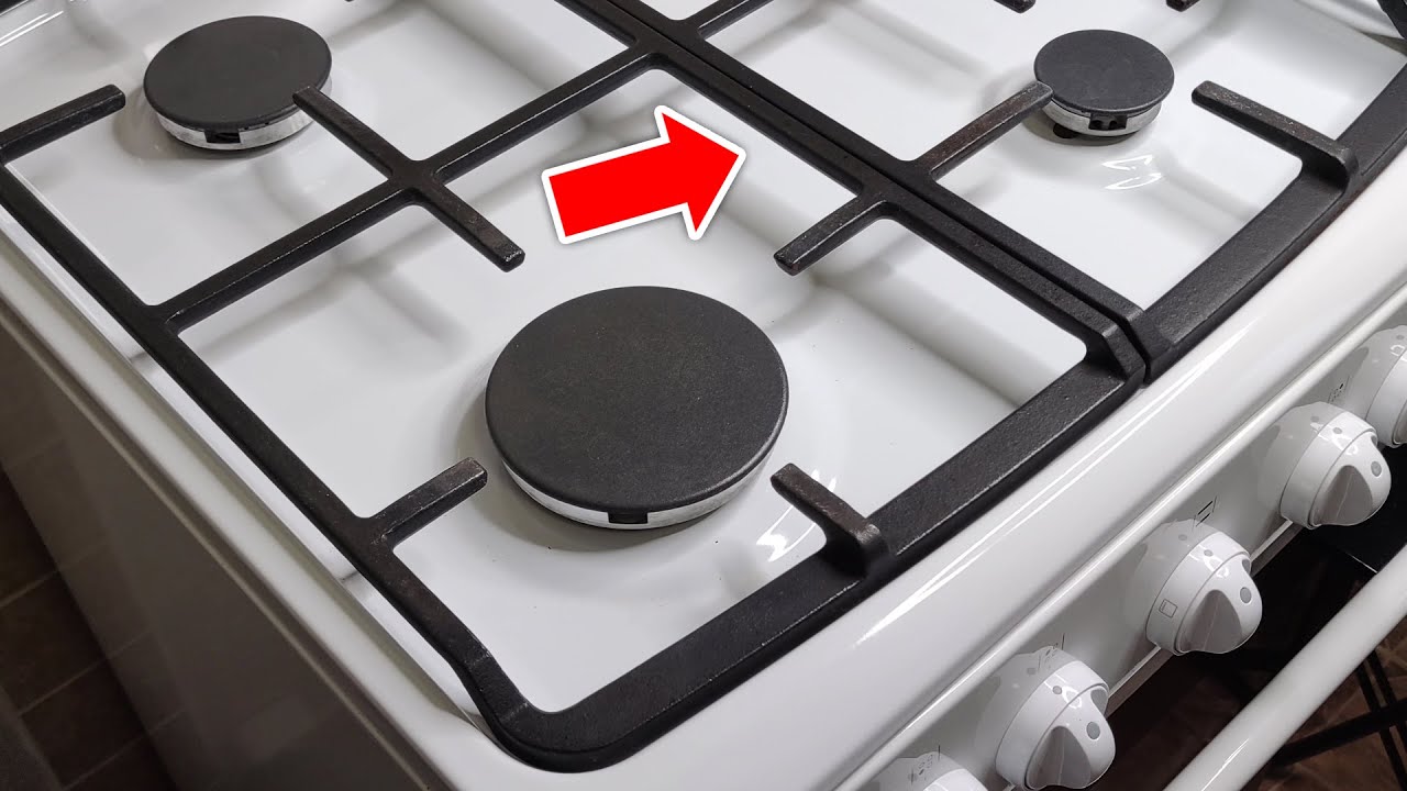 Господині поділилися ефективним способом очищення газової плити