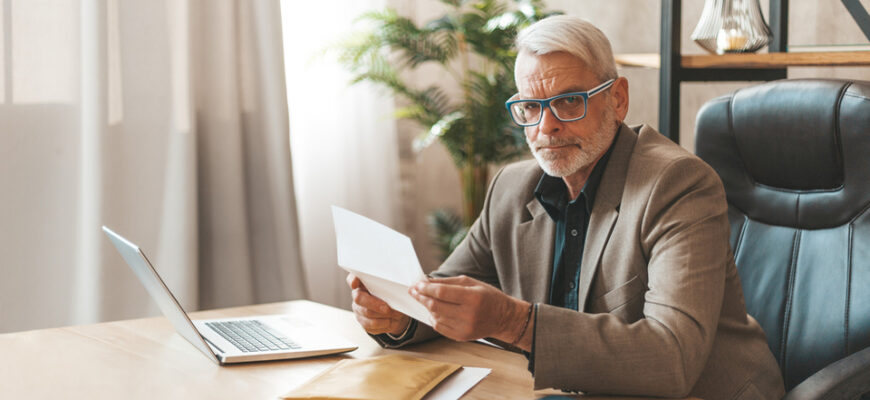 З роботи тільки ногами вперед? Верховна Рада збільшила граничний вік роботи для держслужбовців З роботи тільки ногами вперед? Верховна Рада збільшила граничний вік роботи для держслужбовців