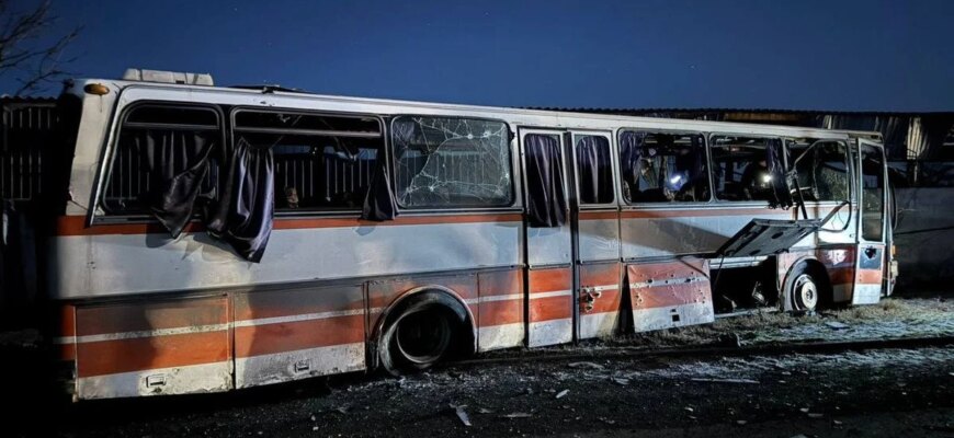 Бачили, що це цивільні і добивали: нові подробиці розстрілу шахтарського автобуса “Шахедами” Бачили, що це цивільні і добивали: нові подробиці розстрілу шахтарського автобуса “Шахедами”