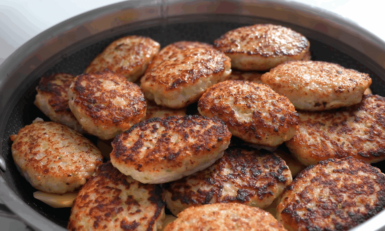 Кулінари розсекретили рецепт бюджетних рибних котлет із консерви Кулінари розсекретили рецепт бюджетних рибних котлет із консерви