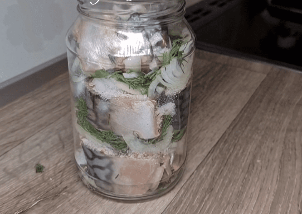 Кулінари розповіли, як приготувати скумбрію, яку не відрізниш від лосося