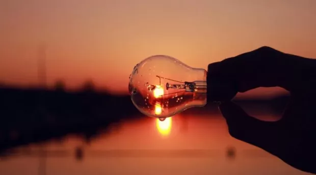 Чи надовго? В Україні стало менше відключень світла. Шмигаль назвав причину Чи надовго? В Україні стало менше відключень світла. Шмигаль назвав причину