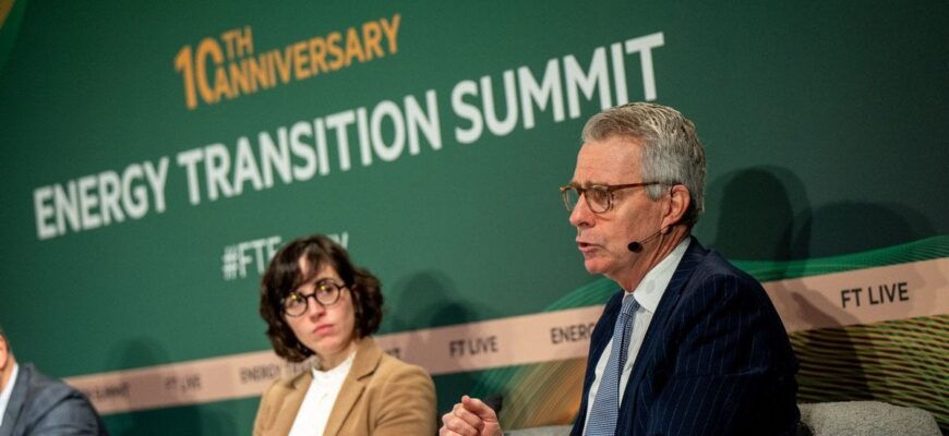 ДТЕК першим в Україні отримав скраплений газ з США через «Вертикальний коридор» – екс-заступник держсекретаря США Паєтт ДТЕК першим в Україні отримав скраплений газ з США через «Вертикальний коридор» – екс-заступник держсекретаря США Паєтт