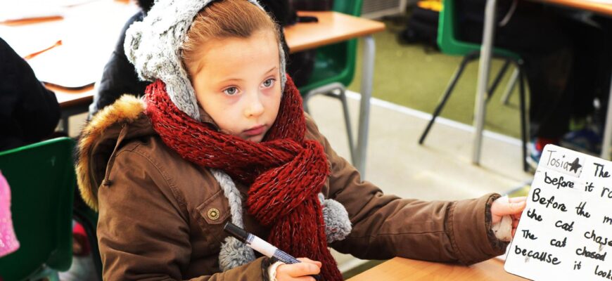 «Морозостійка» мама обурилася відвідуваністю шкіл узимку «Морозостійка» мама обурилася відвідуваністю шкіл узимку