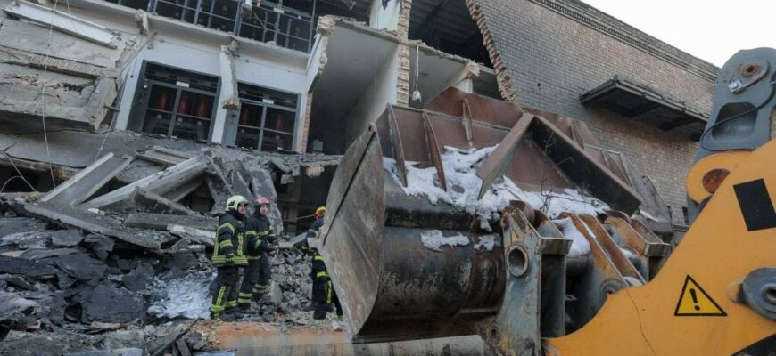 Київ готується до аномальних морозів: чим можна обігріти містян замість розбитих ТЕЦ Київ готується до аномальних морозів: чим можна обігріти містян замість розбитих ТЕЦ