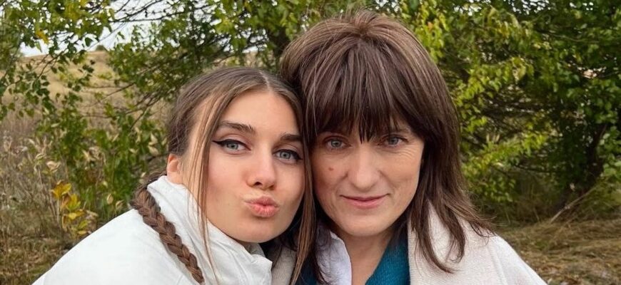 Мама Jerry Heil після її скандалу з нацвідбором на “Євробачення-2026” зробила заяву: “Це підстава” Мама Jerry Heil після її скандалу з нацвідбором на “Євробачення-2026” зробила заяву: “Це підстава”