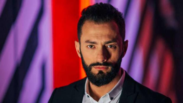 Меблі летіли з дев’ятого поверху: Підлітки в Києві розгромили квартиру відомого співака (фото) Меблі летіли з дев’ятого поверху: Підлітки в Києві розгромили квартиру відомого співака (фото)