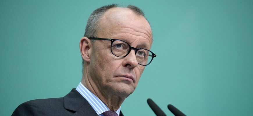 🇩🇪 «Нестерпна нацистська пропаганда»: Канцлер Німеччини жорстко розніс риторику Кремля 🇩🇪 «Нестерпна нацистська пропаганда»: Канцлер Німеччини жорстко розніс риторику Кремля