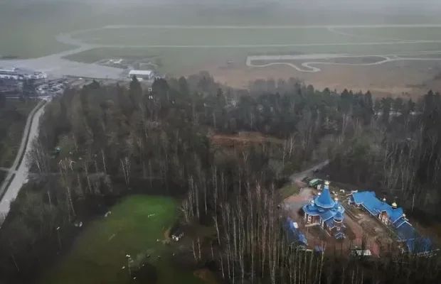 Настоятель має медаль, видану СЗР РФ: У шведському містечку розгорівся скандал через церкву Московського патріархату Настоятель має медаль, видану СЗР РФ: У шведському містечку розгорівся скандал через церкву Московського патріархату