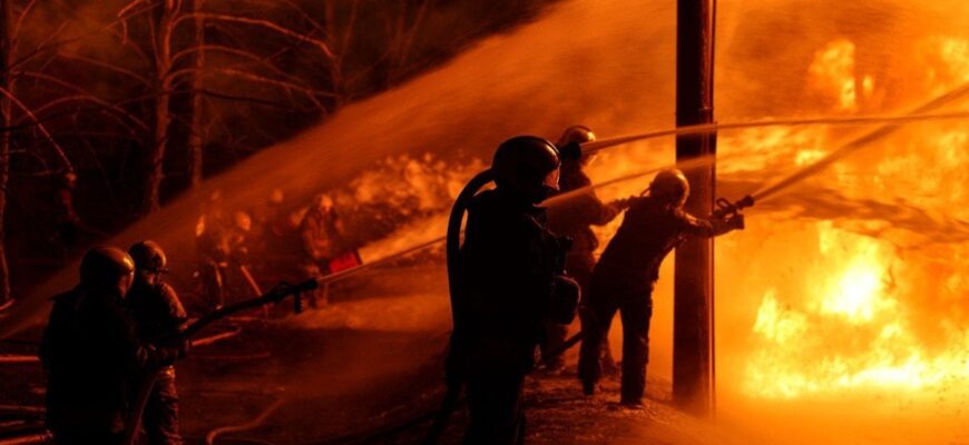 Нічна атака на Полтавщину: пошкоджено промислове підприємство, тисячі споживачів без світла — фото Нічна атака на Полтавщину: пошкоджено промислове підприємство, тисячі споживачів без світла — фото