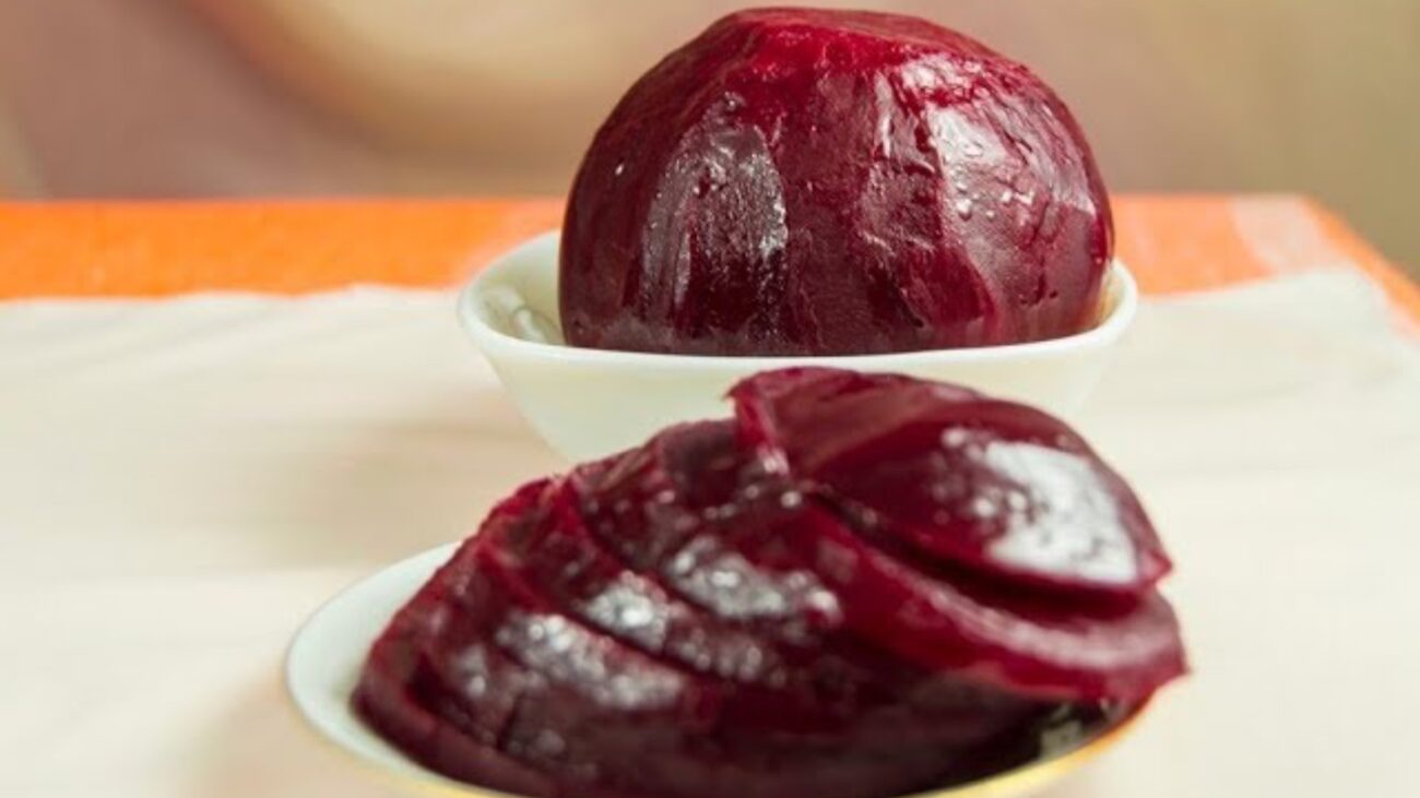 Господині розповіли, що додати у каструлю під час варіння буряка Господині розповіли, що додати у каструлю під час варіння буряка