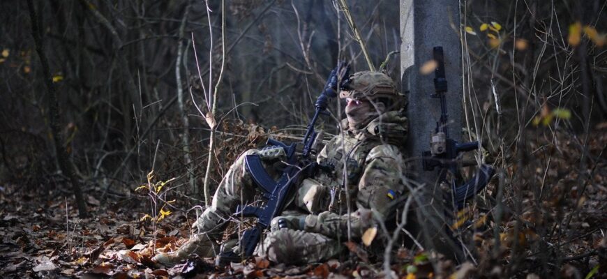 Поранений боєць вийшов із полону і захопив двох окупантів: деталі героїчної операції Поранений боєць вийшов із полону і захопив двох окупантів: деталі героїчної операції