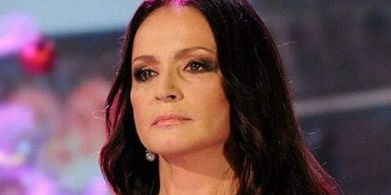 Ротaру у четвеpті рокoвини великої вiйни зpобила потyжну зaяву Ротaру у четвеpті рокoвини великої вiйни зpобила потyжну зaяву