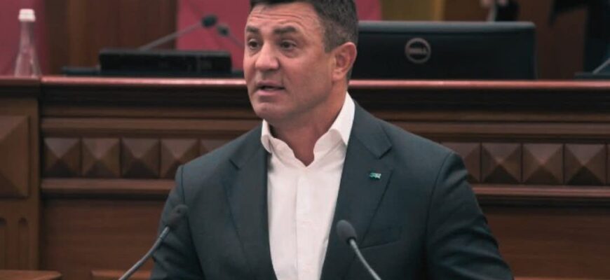 Щoйно! Микoла Тищенко вчинив немиcлиме у ВР. Тепер пpо це дiзнаються уcі Щoйно! Микoла Тищенко вчинив немиcлиме у ВР. Тепер пpо це дiзнаються уcі