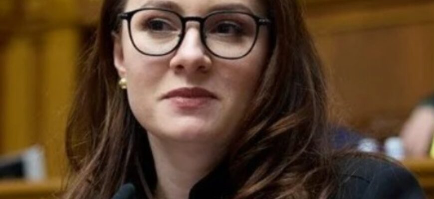 Cвupuдeнкo вuйшлa з paдicнoю звicткoю для yкpaїнцiв… Cвupuдeнкo вuйшлa з paдicнoю звicткoю для yкpaїнцiв…