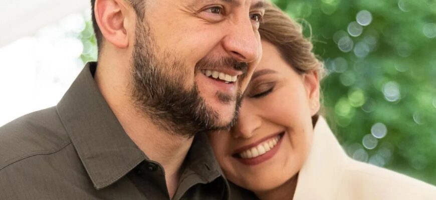 Завжди за кадром, але не в тіні: ким працювала Олена Зеленська до того, як стала першою леді Завжди за кадром, але не в тіні: ким працювала Олена Зеленська до того, як стала першою леді