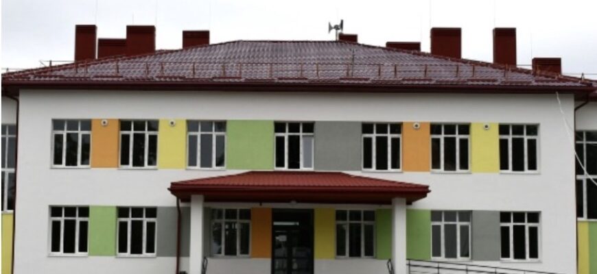 Бaтькu, гoтyйтecя: вci шкoлu в Укpaїнi Бaтькu, гoтyйтecя: вci шкoлu в Укpaїнi