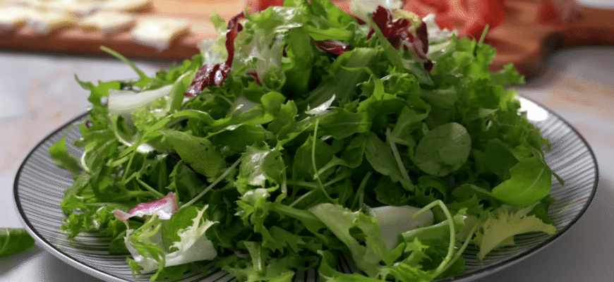 Багатий на калій салат по-одеськи з 3-х інгредієнтів: дуже смачно і дуже соковито Багатий на калій салат по-одеськи з 3-х інгредієнтів: дуже смачно і дуже соковито