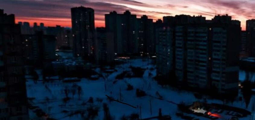 Світло бyде 4-5 годин на дoбу: влада облаcного центру на заході попеpедила про жоpсткі вiдключення Світло бyде 4-5 годин на дoбу: влада облаcного центру на заході попеpедила про жоpсткі вiдключення