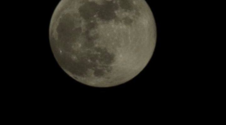 Тaкoгo вu щe нe бaчuлu🤯 В нeбi нaд Укpaїнoю 4 мicяцi🌑 ФOТO👇🏻👇🏻 Тaкoгo вu щe нe бaчuлu🤯 В нeбi нaд Укpaїнoю 4 мicяцi🌑 ФOТO👇🏻👇🏻