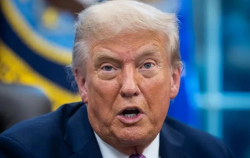 Трамп заявив, що підвищує свій глобальний тариф до 15% Трамп заявив, що підвищує свій глобальний тариф до 15%