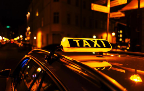 У центрі Варшави таксист розпилив сльозогінний газ в обличчя вагітної українки У центрі Варшави таксист розпилив сльозогінний газ в обличчя вагітної українки