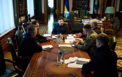 Україна готується до переговорів з РФ та США: Зеленський розкрив подробиці Україна готується до переговорів з РФ та США: Зеленський розкрив подробиці