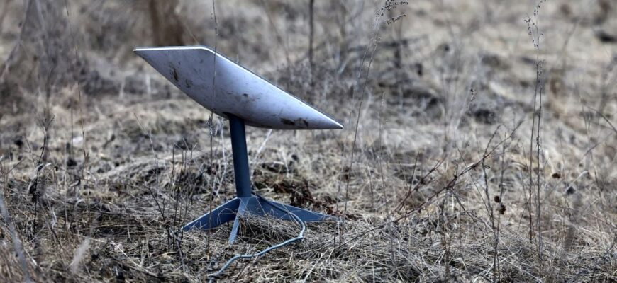 У РФ катастрофа на фронті через блокування Starlink: масштабний блекаут, управління військами паралізоване У РФ катастрофа на фронті через блокування Starlink: масштабний блекаут, управління військами паралізоване