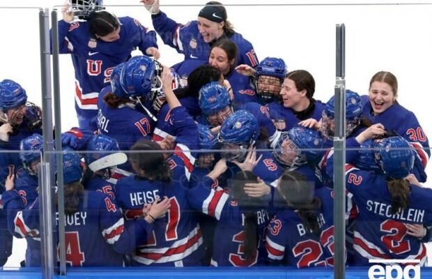 “Ваш президент – шахрай та брехун”: Збірна США відмовила Трампу в зустрічі, її підтримав легендарний спортсмен “Ваш президент – шахрай та брехун”: Збірна США відмовила Трампу в зустрічі, її підтримав легендарний спортсмен