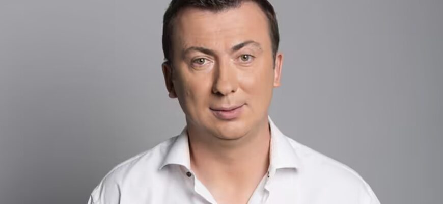 Російське коріння й українська сцена: Куди зник Валерій Жидков з «Кварталу 95» (ФОТО) Російське коріння й українська сцена: Куди зник Валерій Жидков з «Кварталу 95» (ФОТО)