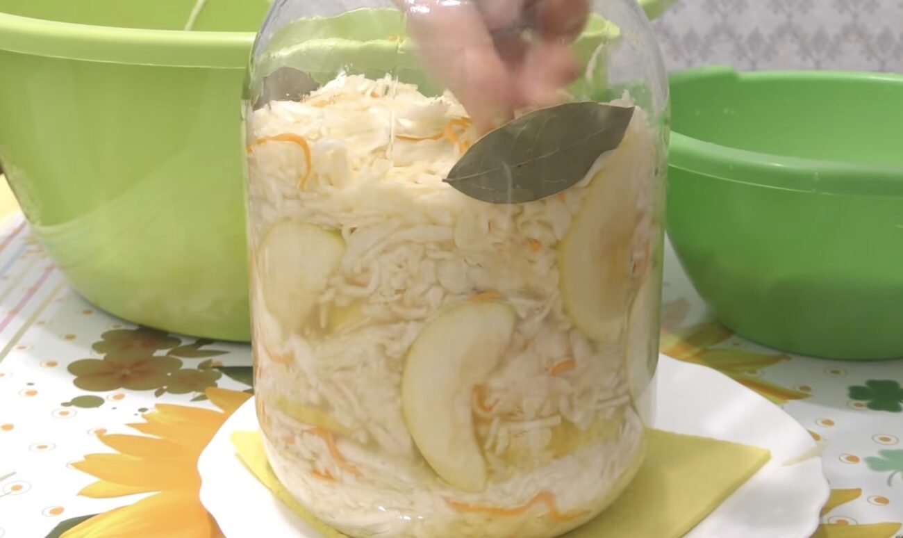 Господині поділилися новим рецептом квашеної капусти Господині поділилися новим рецептом квашеної капусти