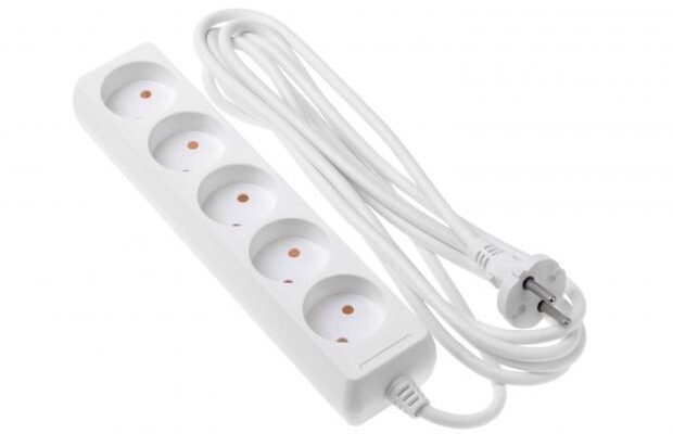 Бережіть техніку та оселю: Список приладів, які не можна підключати через подовжувач. Цього не знають 90% людей Бережіть техніку та оселю: Список приладів, які не можна підключати через подовжувач. Цього не знають 90% людей