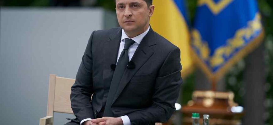 Мінімальна зарплата вдвічі більша! Зеленський підписав указ за підвищення заробітної плати службовцям. 3 2023 року вступає у дію!