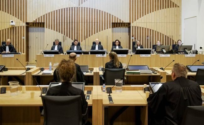 Для всіх обвинувачених у справі про катастрофу MH17 запросили довічні терміни