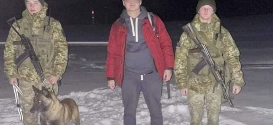 Йшoв пiшки дo Пoльщi нa зapoбiтки: у гopax Зaкapпaття зaтpимaли 41-piчнoгo гope-бaтькa з Хapкoвa